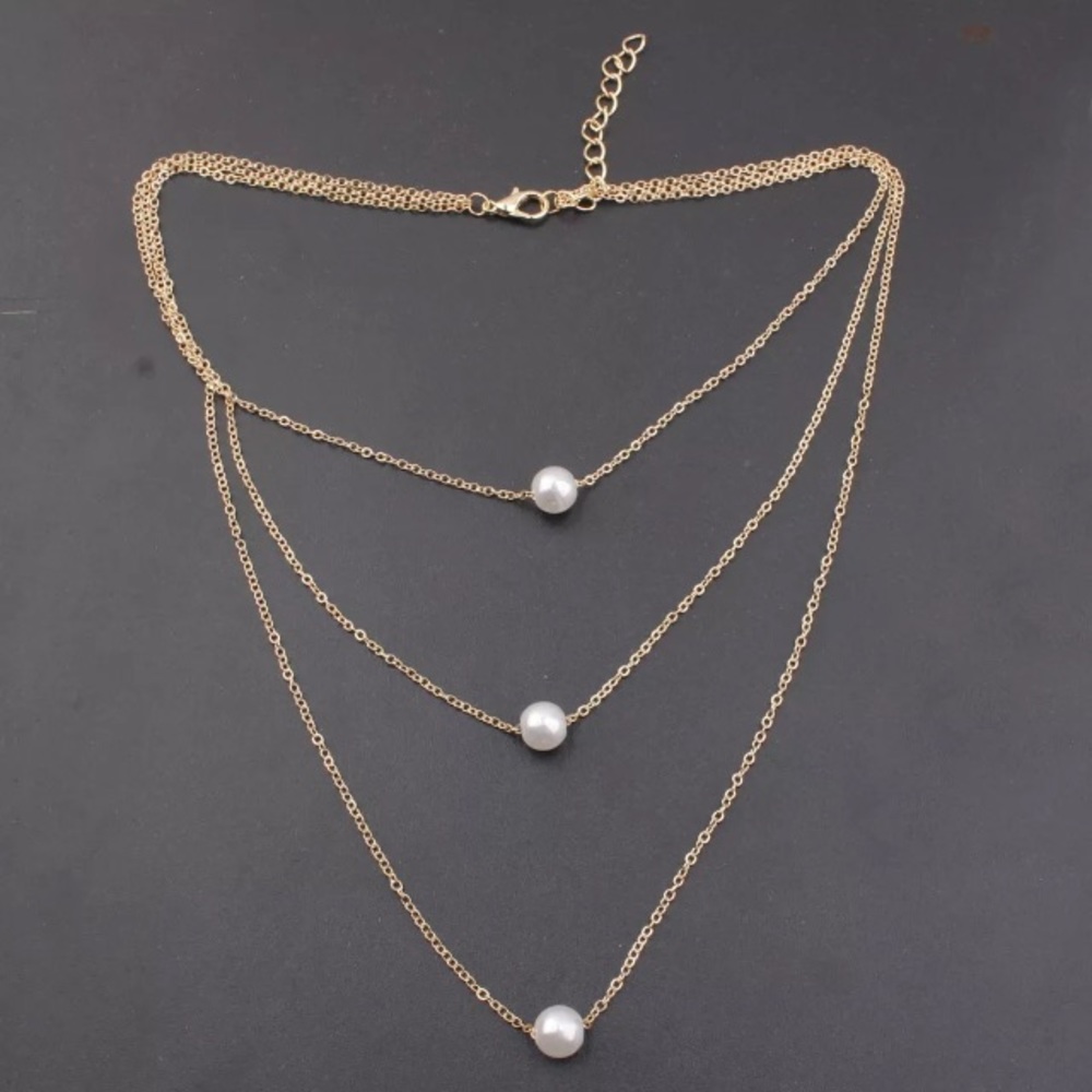 Layer Pearl Necklace - Picture 3 of 5
